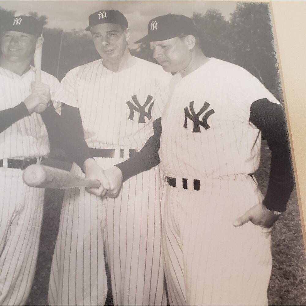 Baseball New York Yankee Legends Wall Mount Photo Frame Collectible - Picture 5 of 8